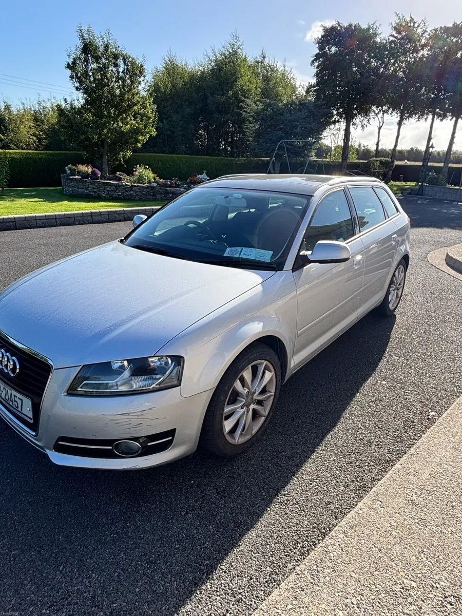 Audi A3 1.6 TDI Sport extremely low mileage - Image 4