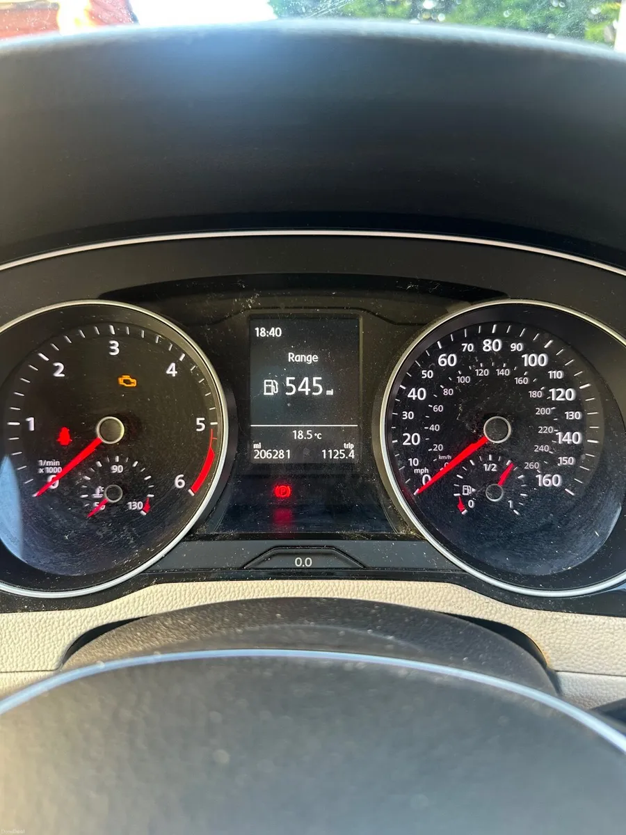 Volkswagen Passat 2016 - Image 4