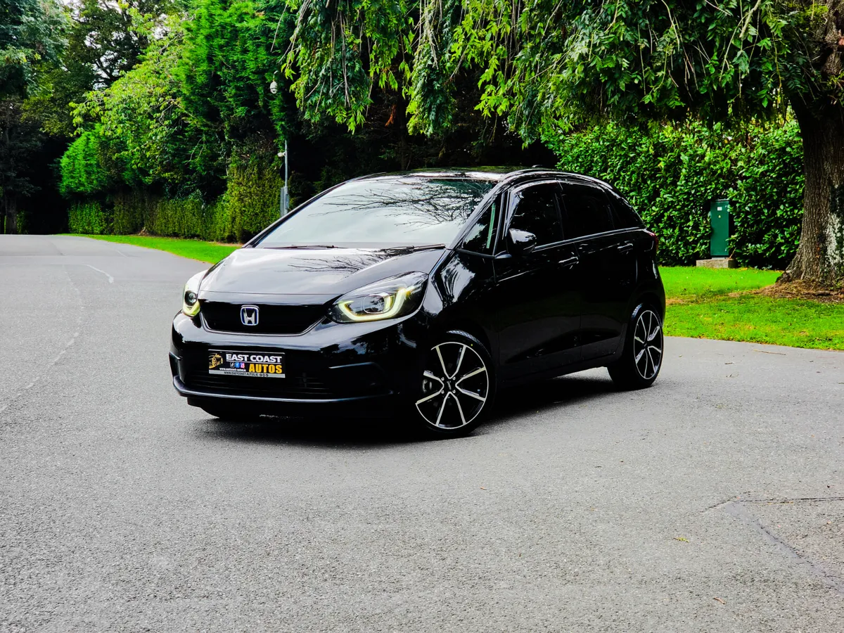 2021 Honda Fit 1.5 Petrol Hybrid Automatic - Image 3