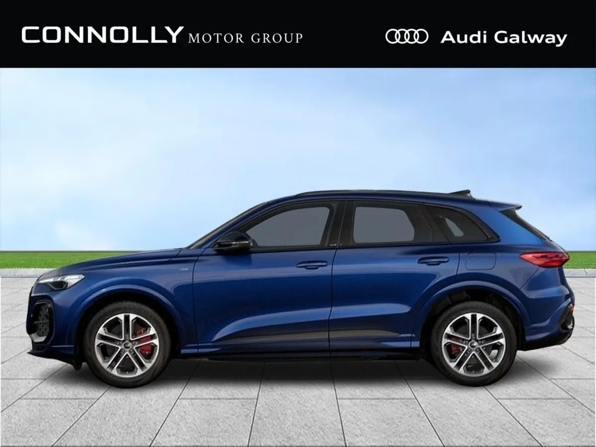 Audi Q5 E-HYBRID S-LINE QUATTRO 220kW A/T ~BLACK P - Image 3