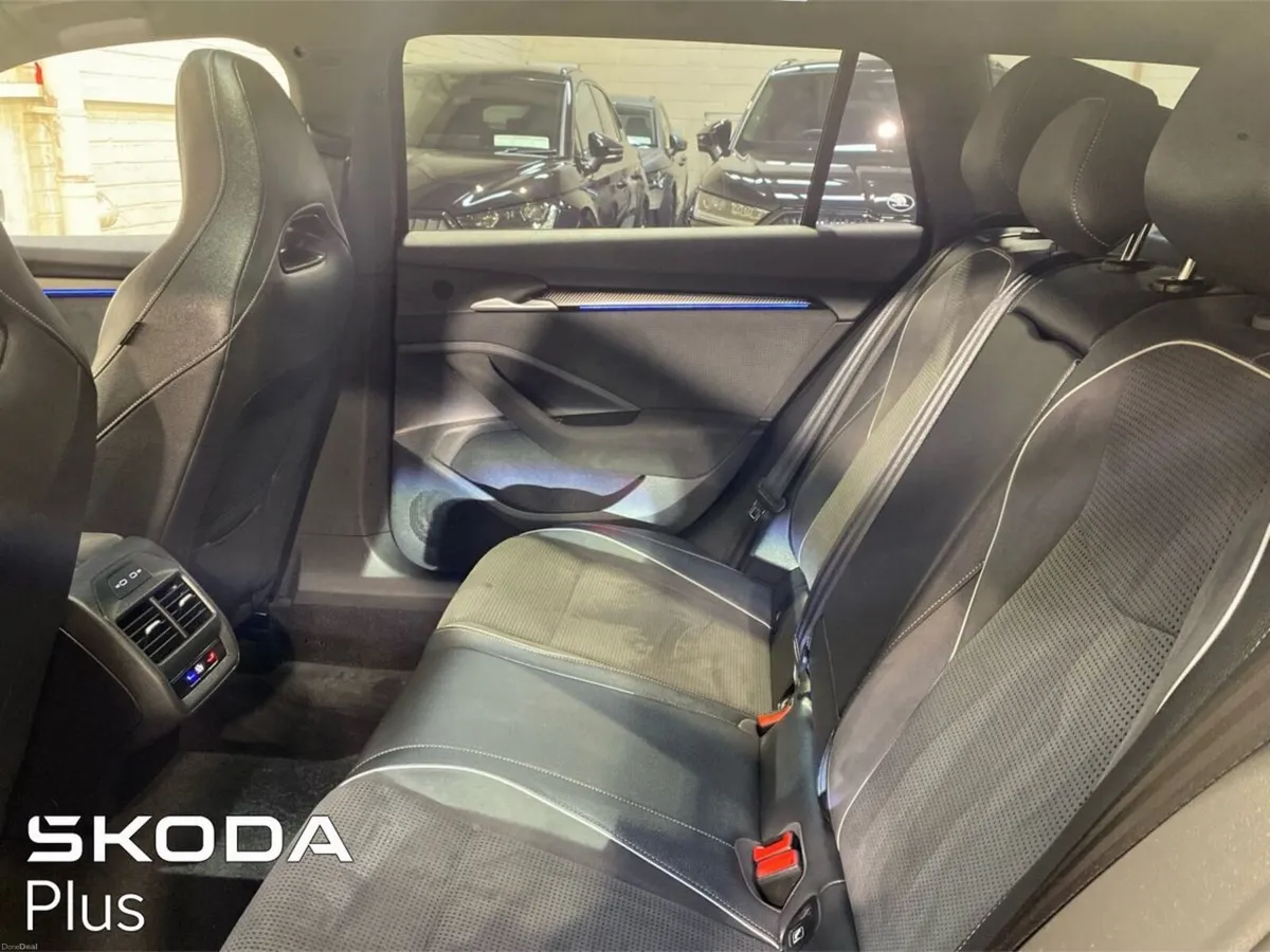 Skoda Superb Sportline 2.0 TDI 150HP DSG - Image 6