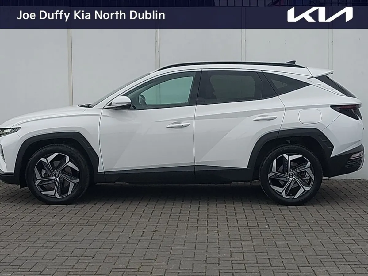 Hyundai Tucson 2WD Executive Plus HEV STG Auto - Image 3