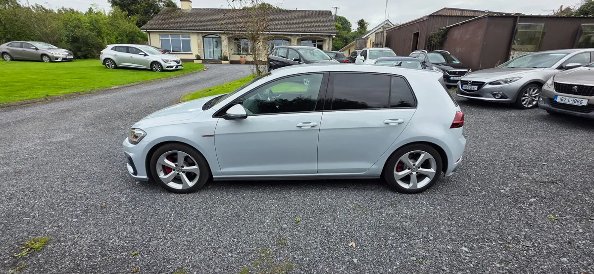 VW Golf GTI 2017  (172) - Image 6