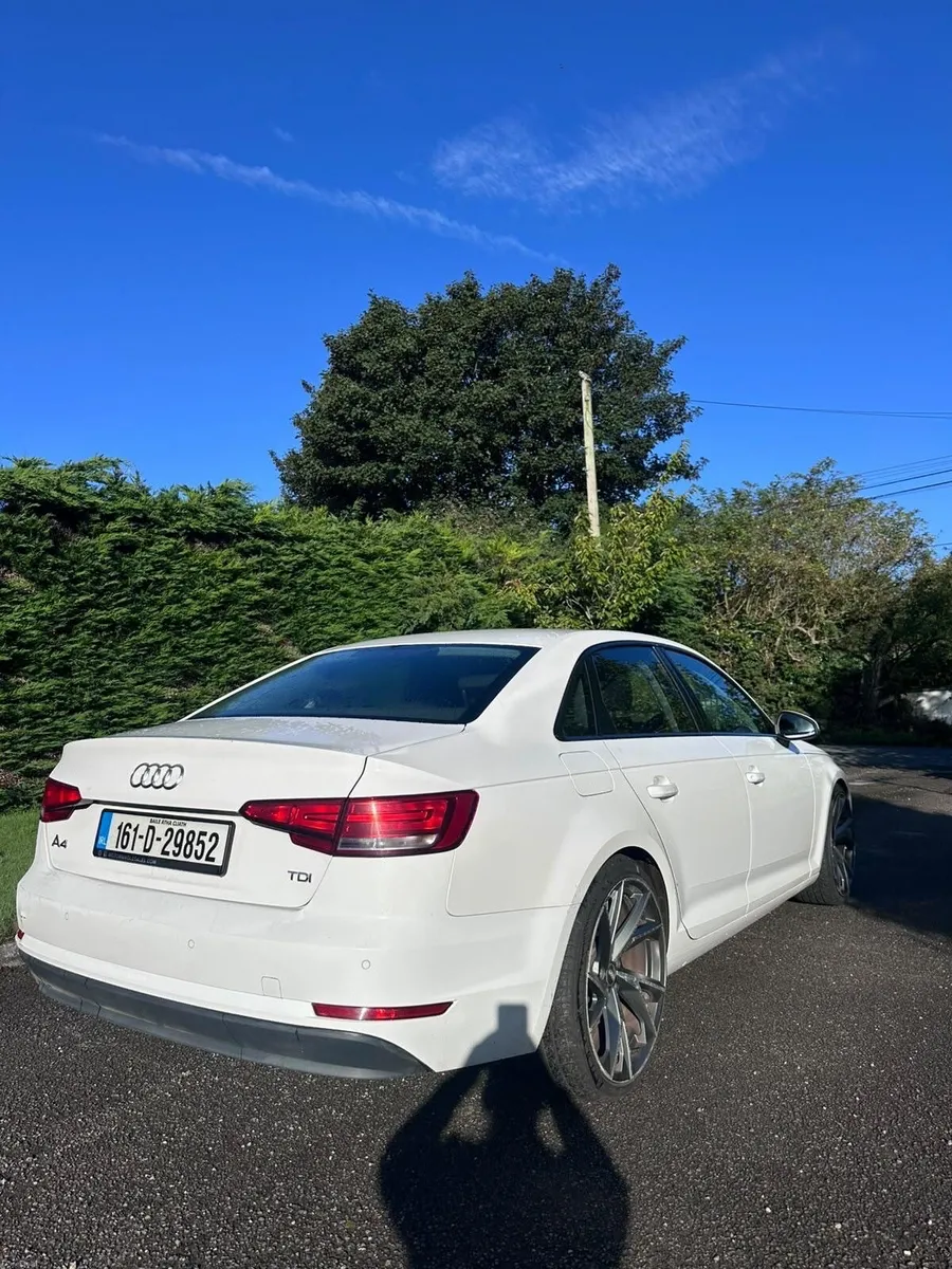 Audi A4 2016 - Image 5