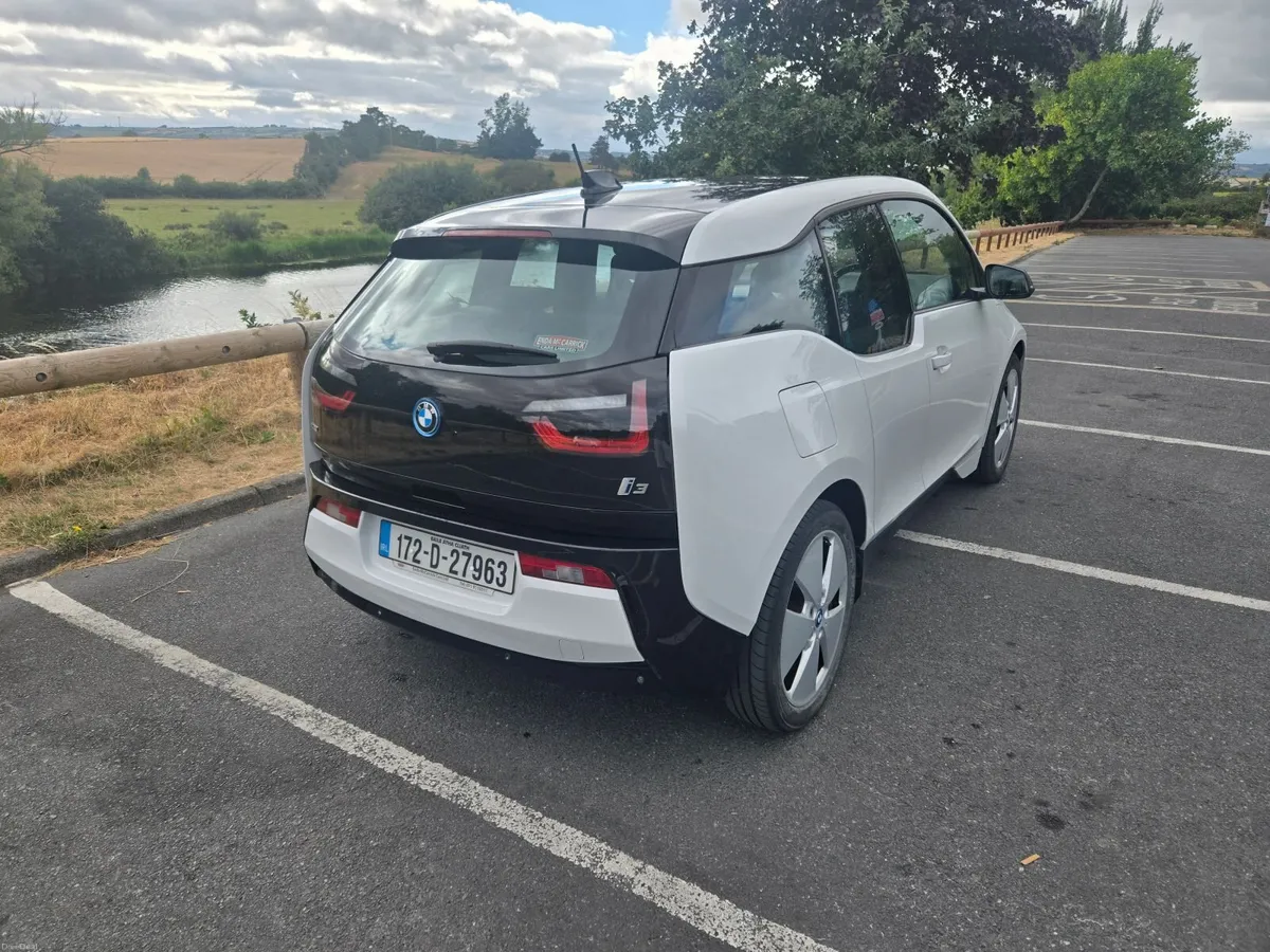 BMW i3 2017 94ah Range Extender (400kms range ) - Image 3