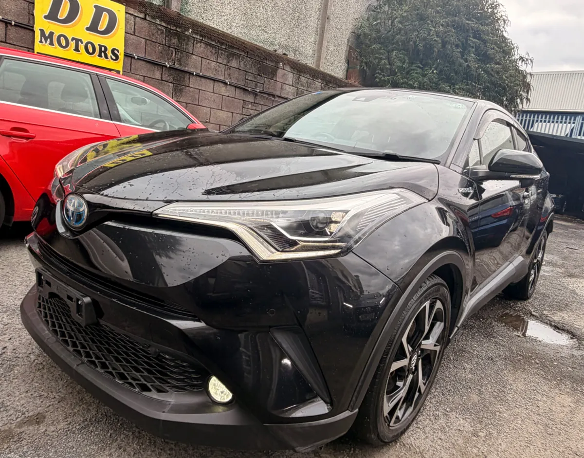 Toyota C-HR 2017 TOP SEC WITH YEAR WARRANTY - Image 1
