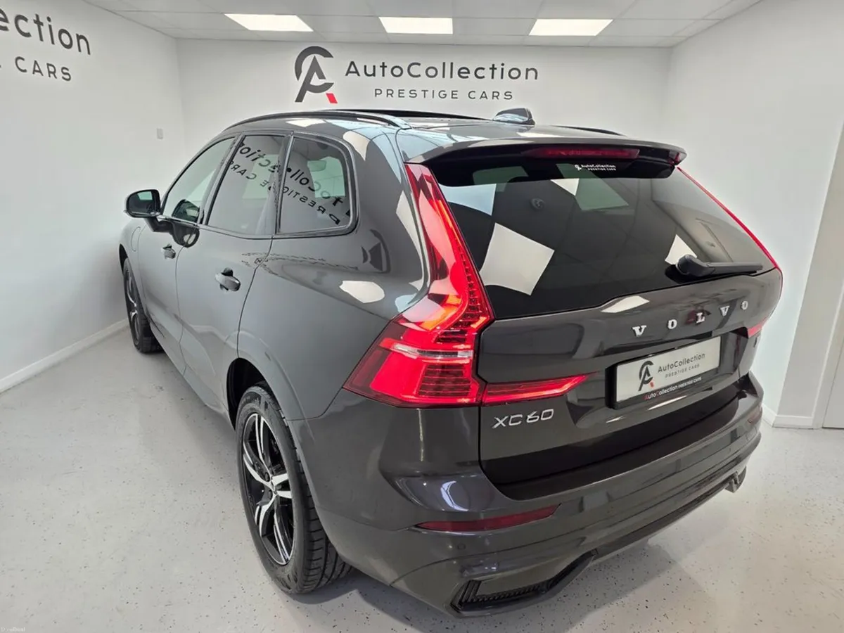 Volvo XC60 **PAN-ROOF**PLUG-IN HYBRID** - Image 6
