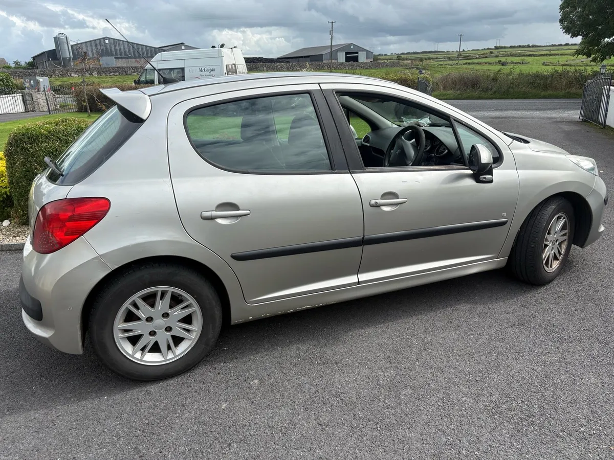 Peugeot 207 - Image 1