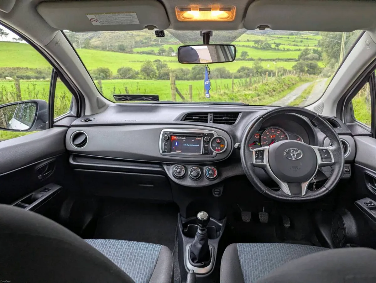 Toyota Yaris - Image 4