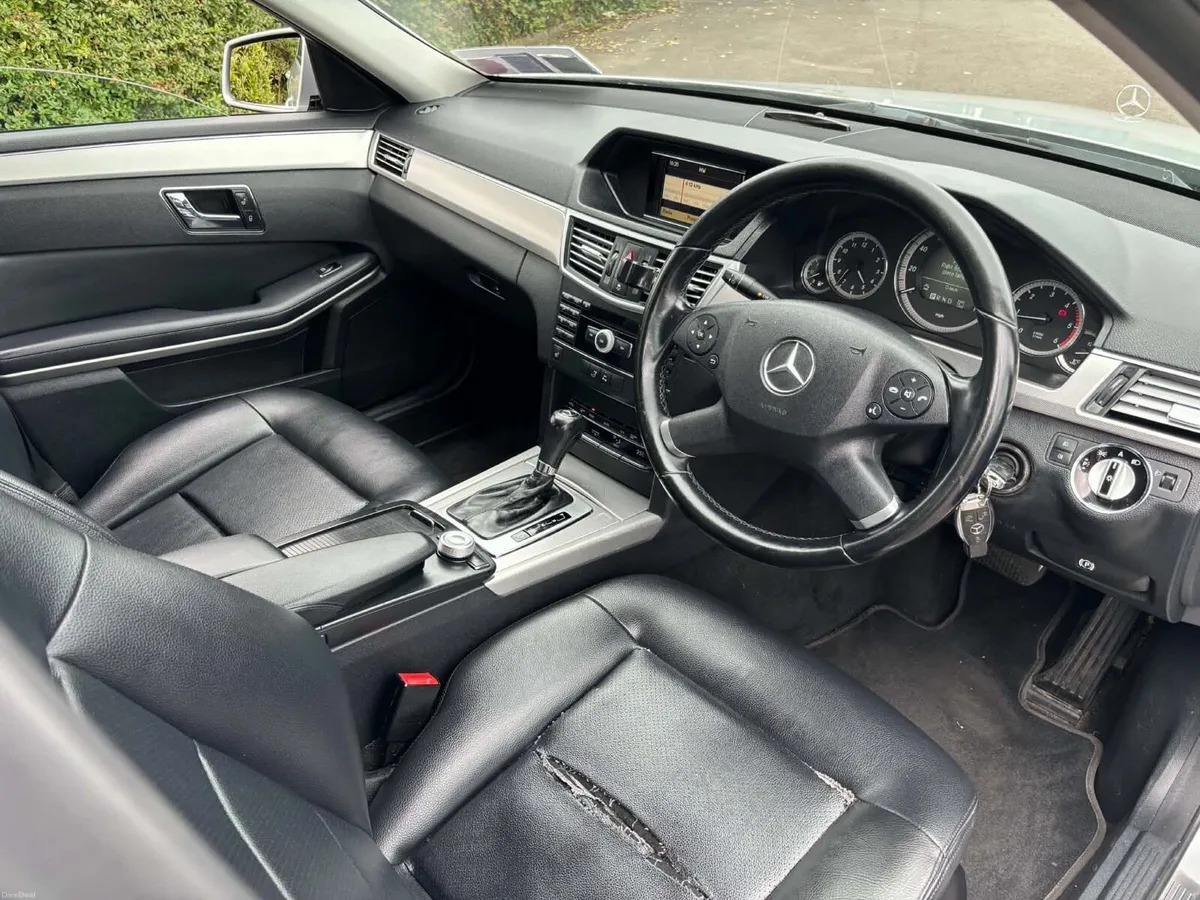 MERCEDES E200 AUTO (NEW NCT 09/27 ) - Image 5