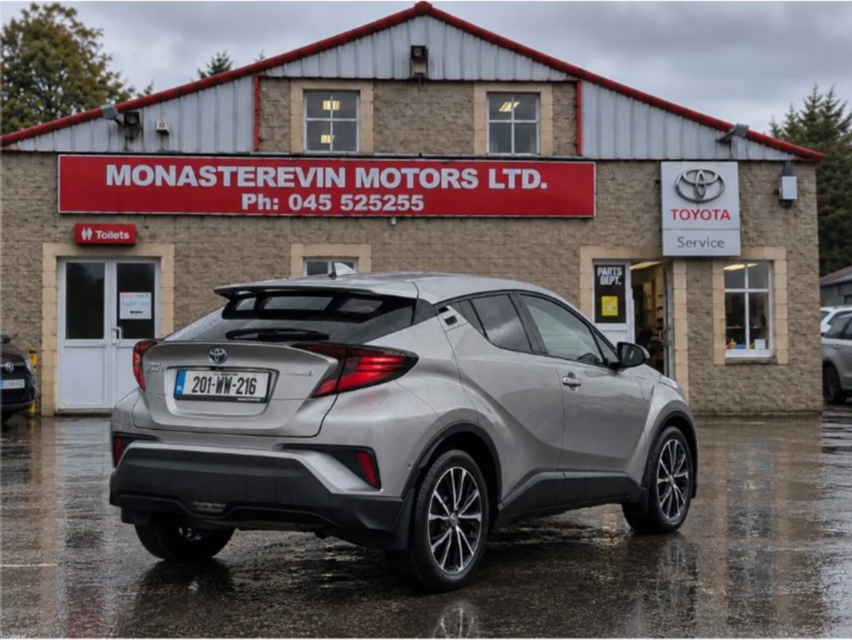 Toyota C-HR *ORIGINAL IRISH CAR*   1.8 HYBRID SOL - Image 2