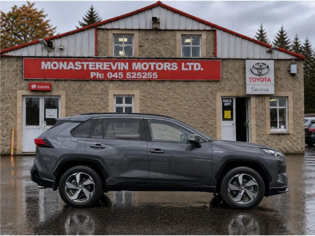 Toyota RAV4 *ORIGINAL IRISH CAR*  SOL PHEV 4DR AUT - Image 3