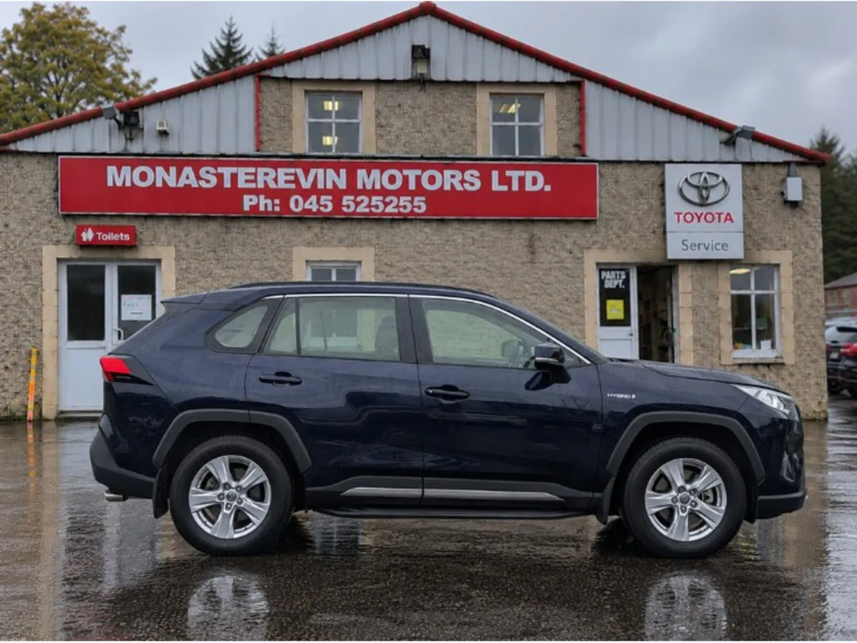 Toyota RAV4 *ORIGINAL IRISH CAR*   RAV4 HYBRID LUN - Image 3