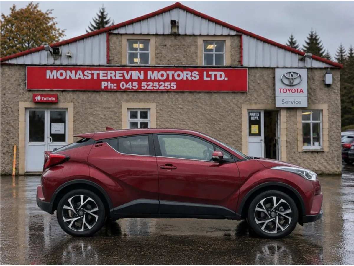 Toyota C-HR *ORIGINAL IRISH CAR*   HYBRID SPORT 4D - Image 3