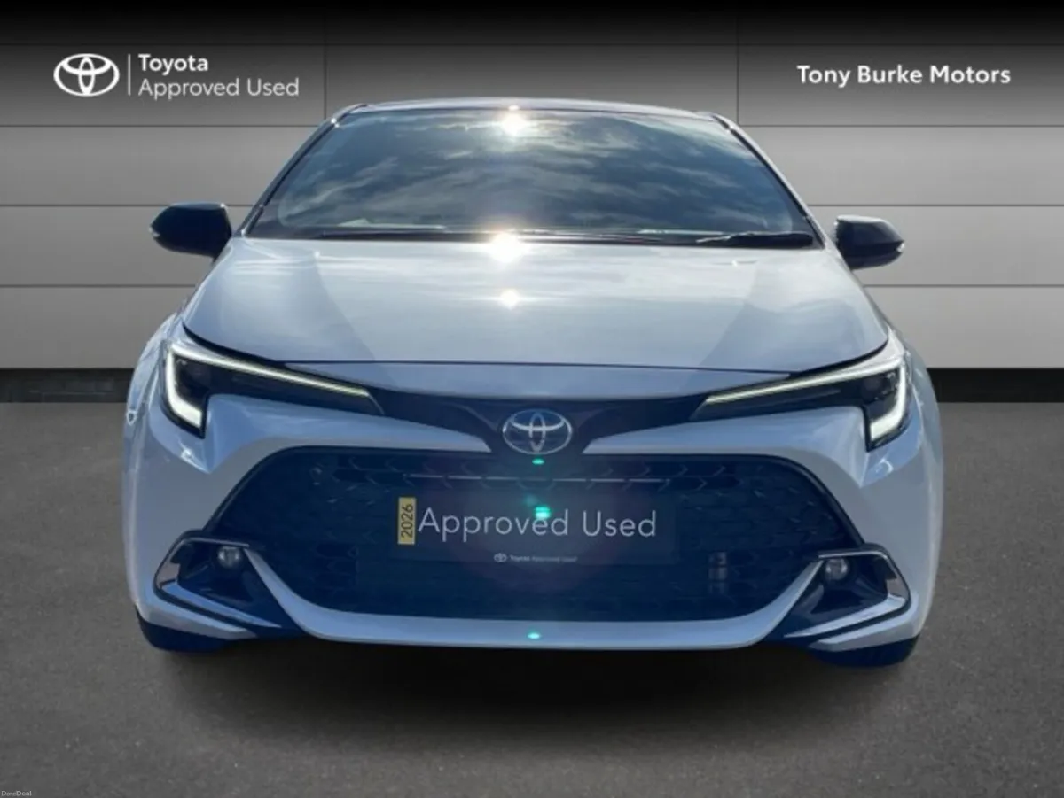 Toyota Corolla 5dr - LUNASPORT - Save EUR 3,500 &n - Image 5