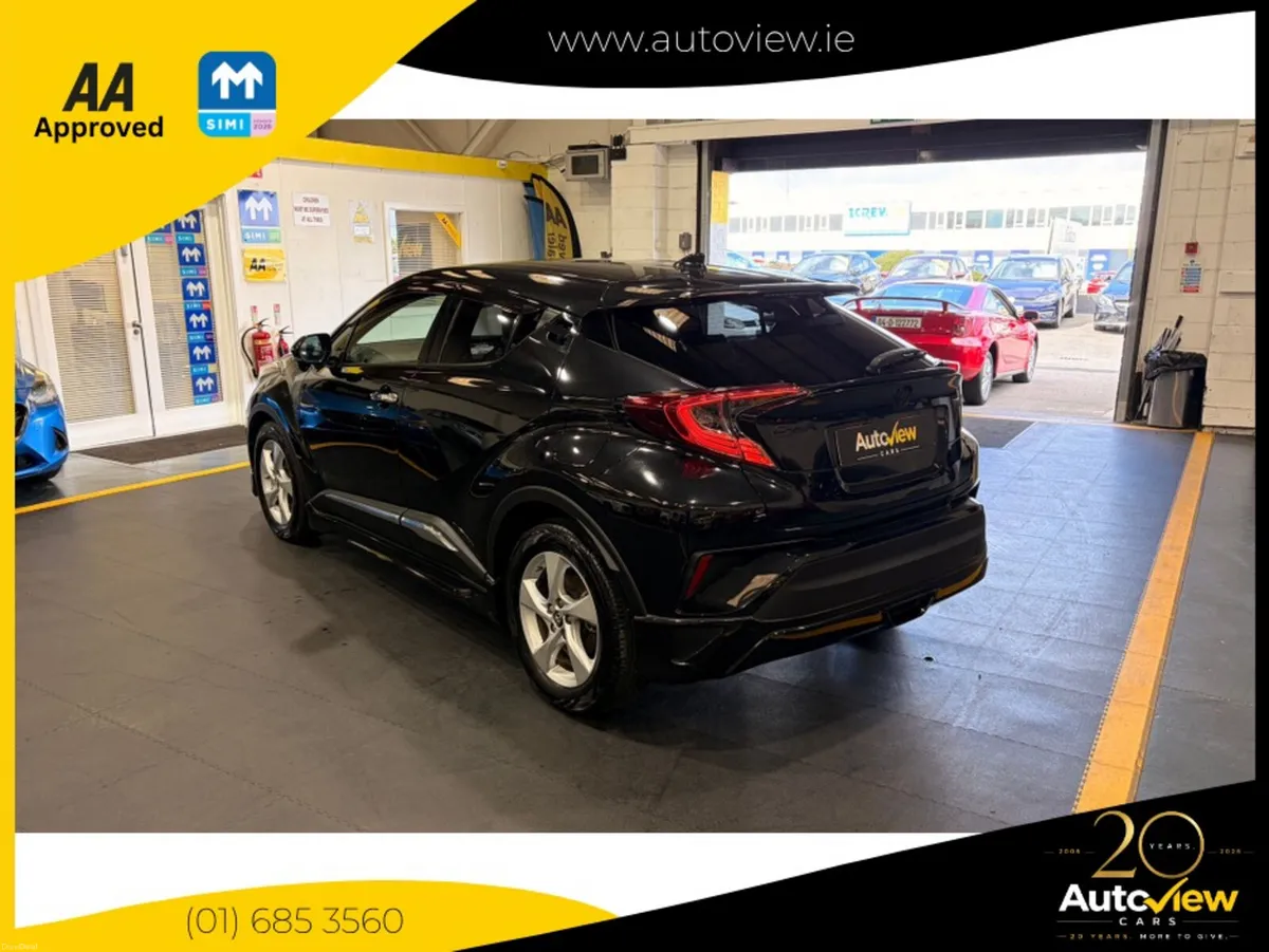 Toyota C-HR 1.5 Self-Charging Hybrid. AA APPROVED - Image 6