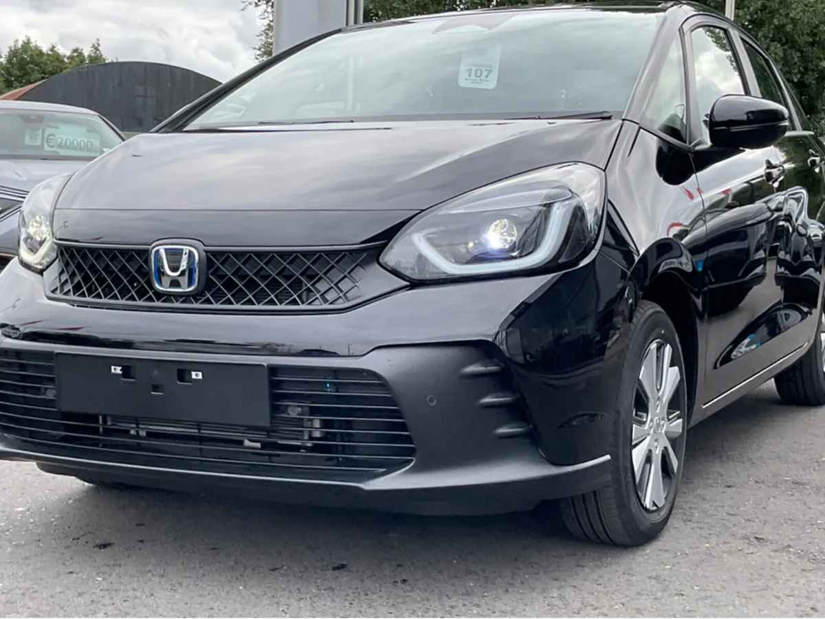 Honda Jazz ELEGANCE - Image 2