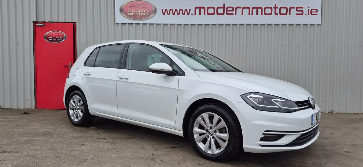 Vw Golf automatic 1.2 tsi 7.5 facelift new model - Image 2