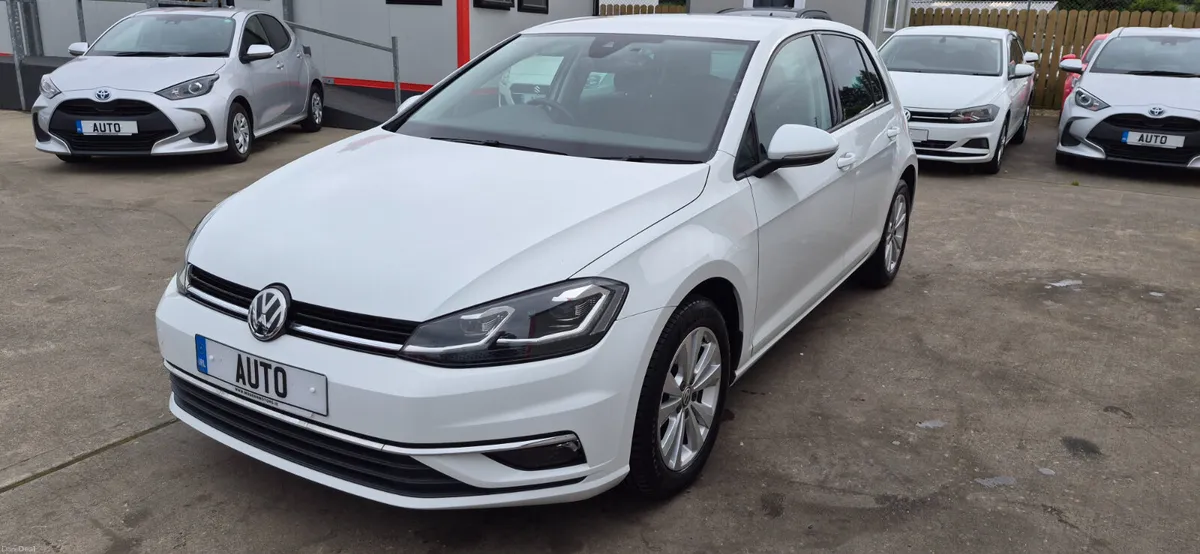 Vw Golf automatic 1.2 tsi 7.5 facelift new model - Image 5