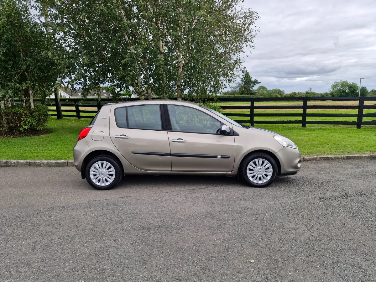 Renault Clio (NCT TESTED AND TAXED)!!! - Image 5