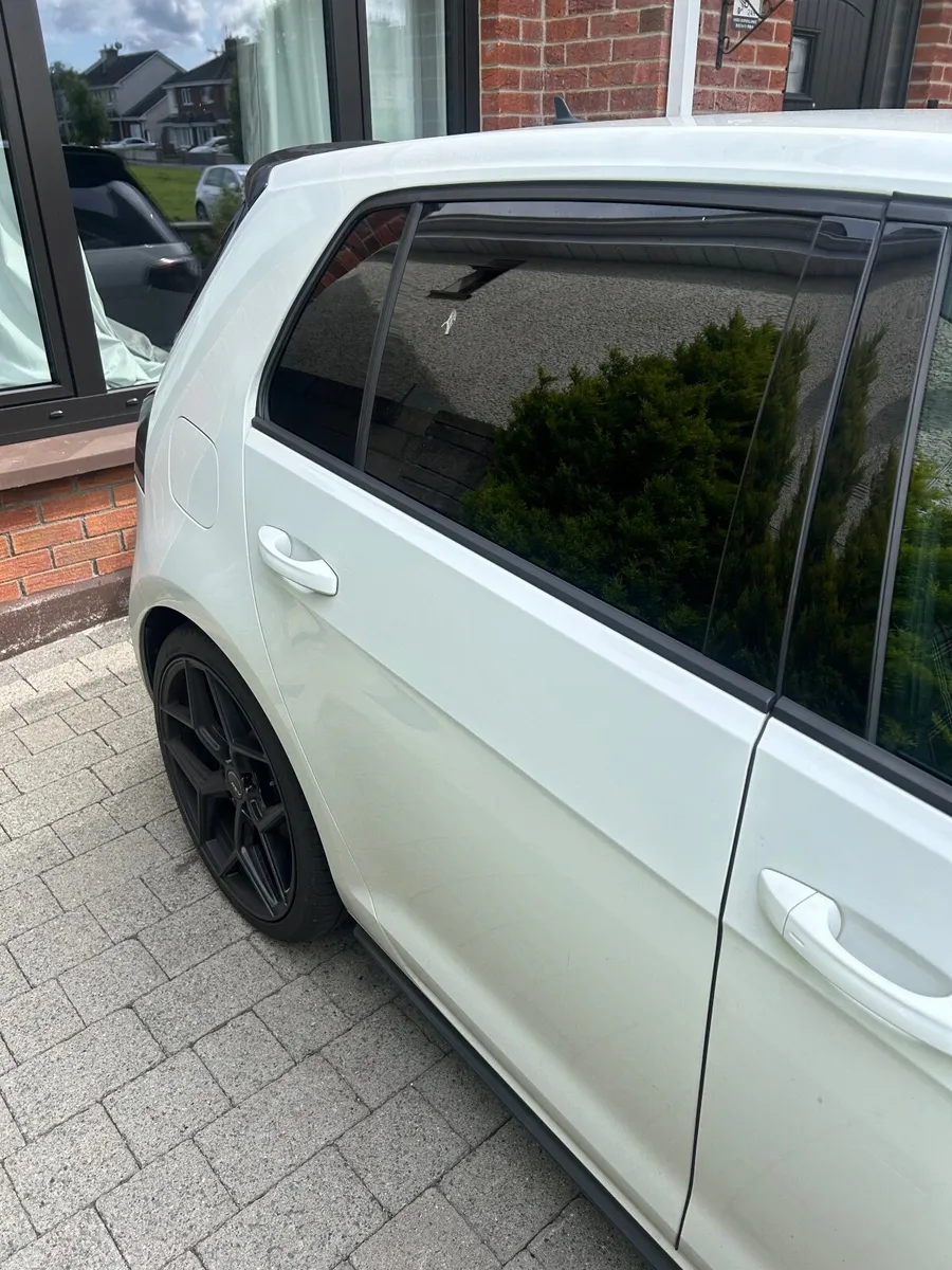 Volkswagen Golf GTI 2015 - Image 3