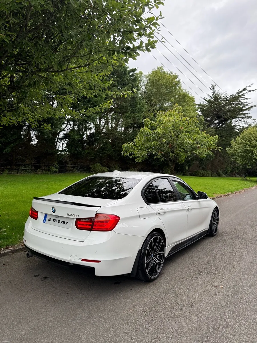 BMW F30 - Image 4