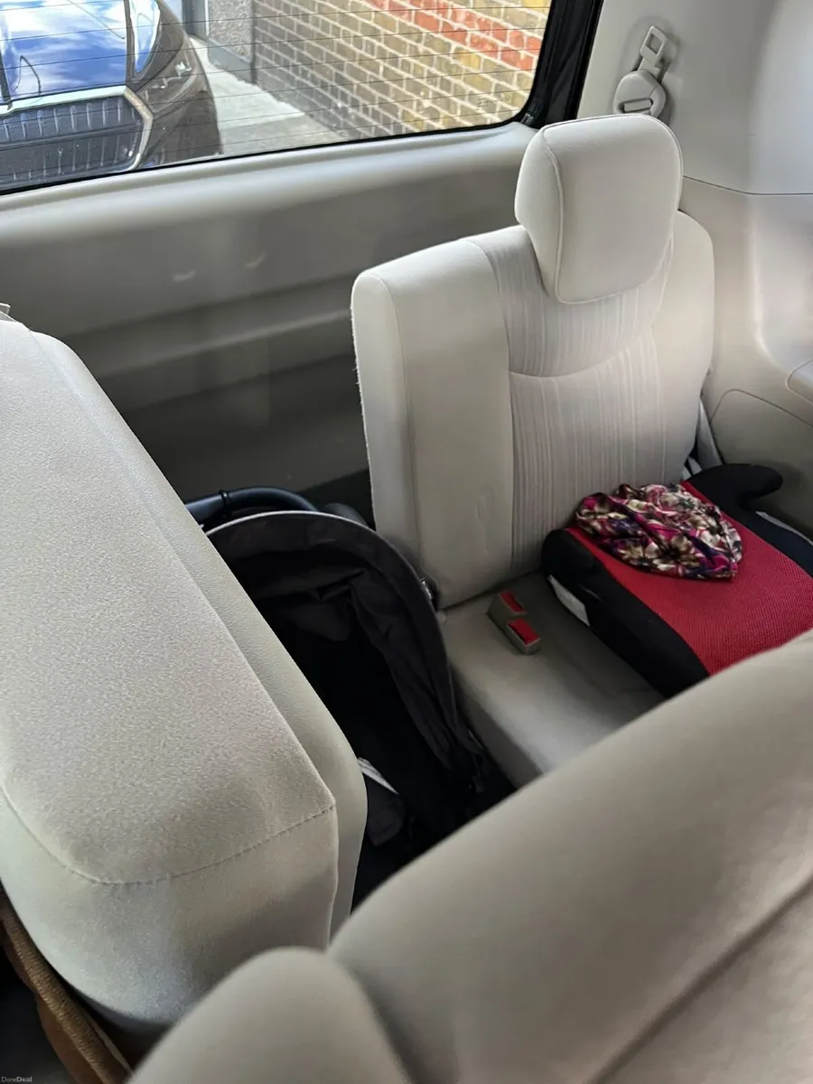Nissan Serena 2013 - Image 4