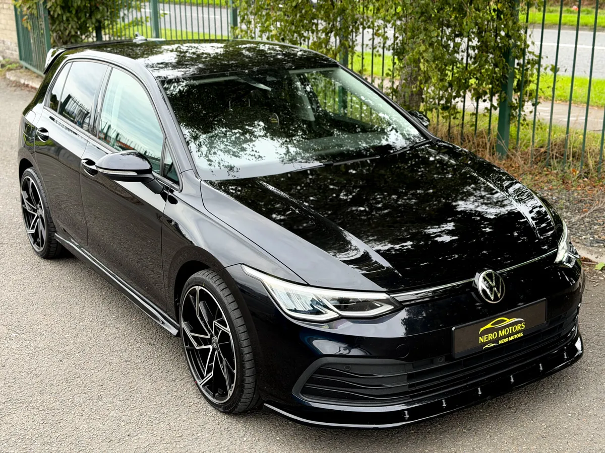 2022 Volkswagen Golf 2.0 TDI - Image 2