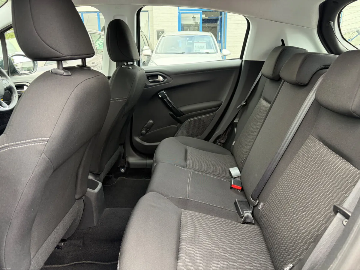 2017 PEUGEOT 208 1.6d ACTIVE LOW KMS - Image 6