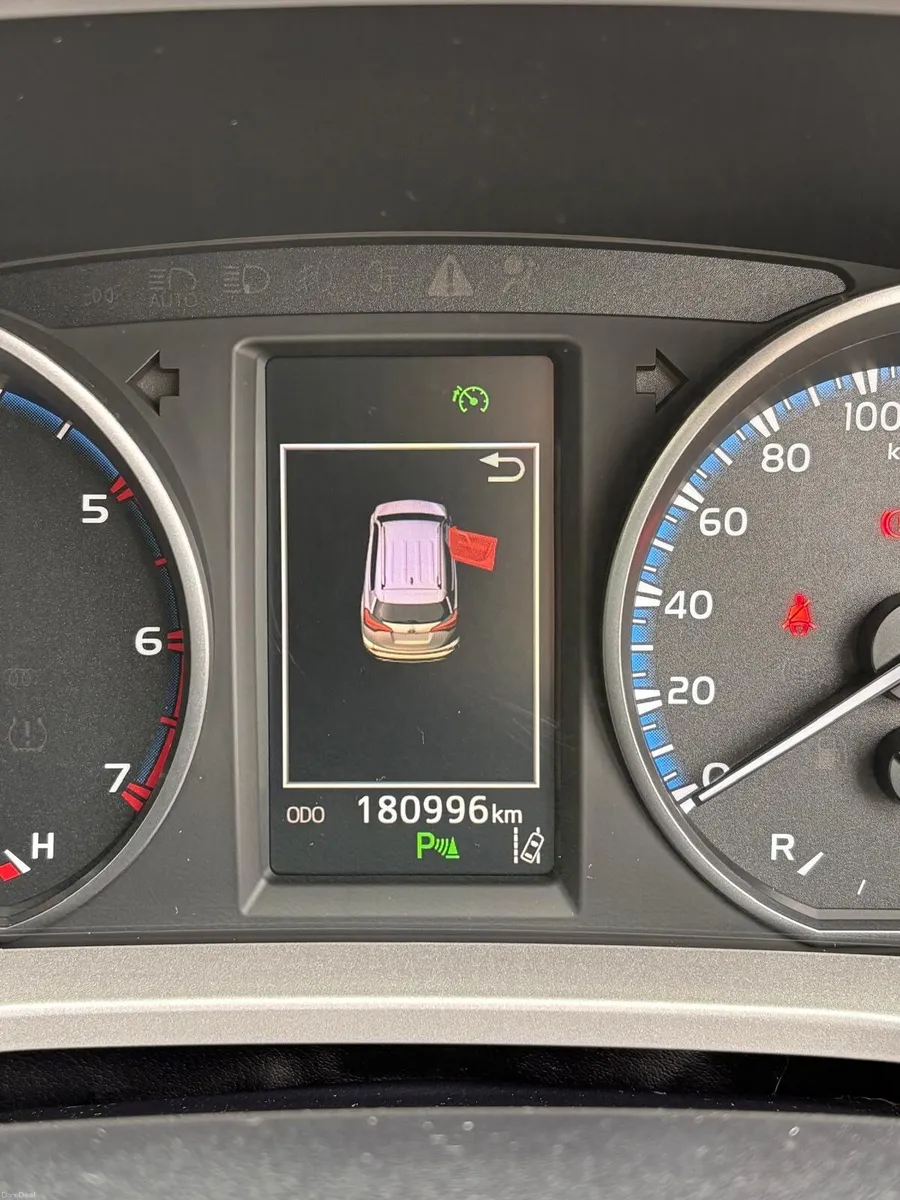 Toyota RAV4 2018 - Image 4