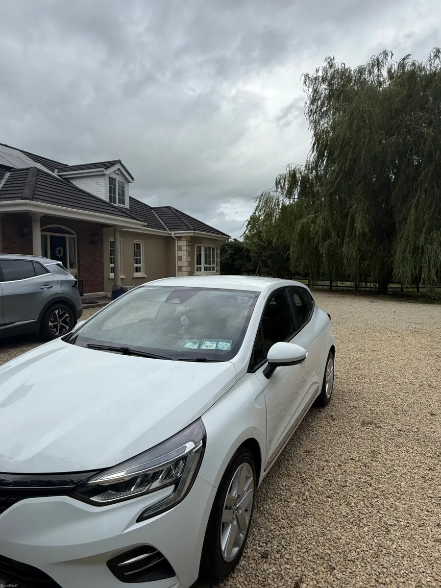 Renault Clio 2020 - Image 2