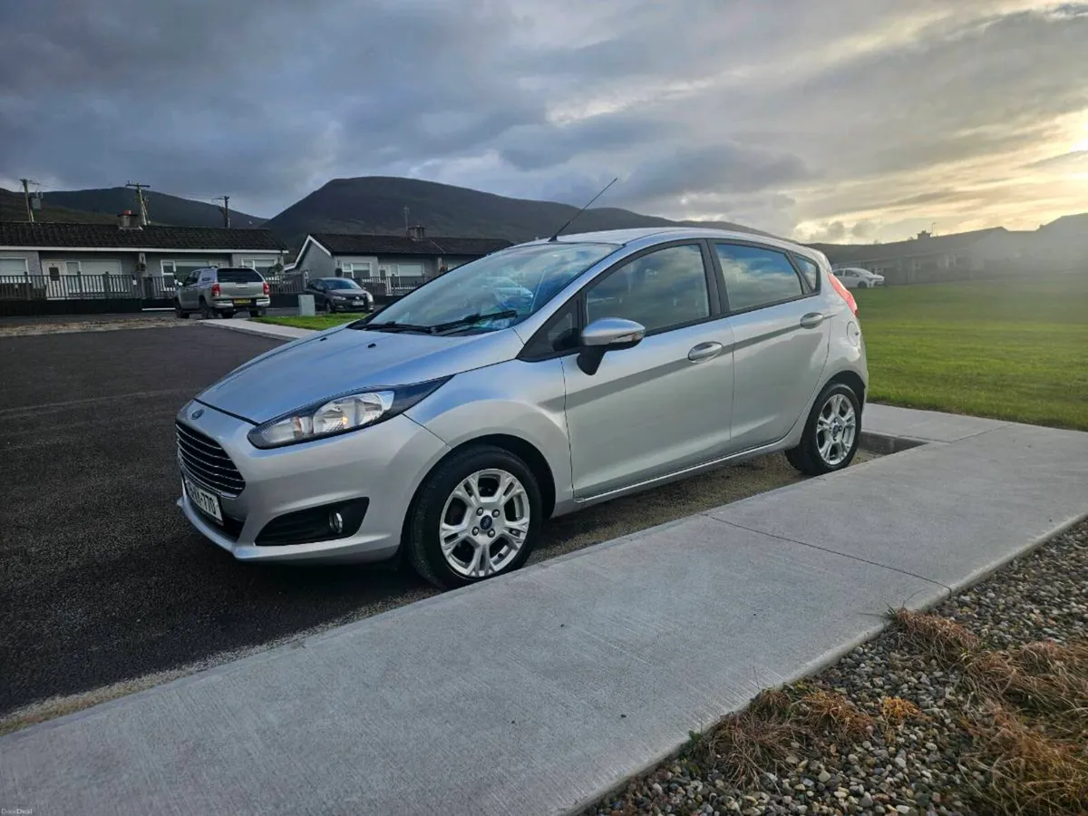 2015 Ford Fiesta 1.25 zetec - Image 3