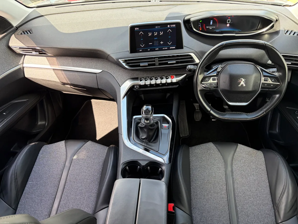2018 PEUGEOT 3008 1.2 PETROL ALLURE LOW KMS - Image 2