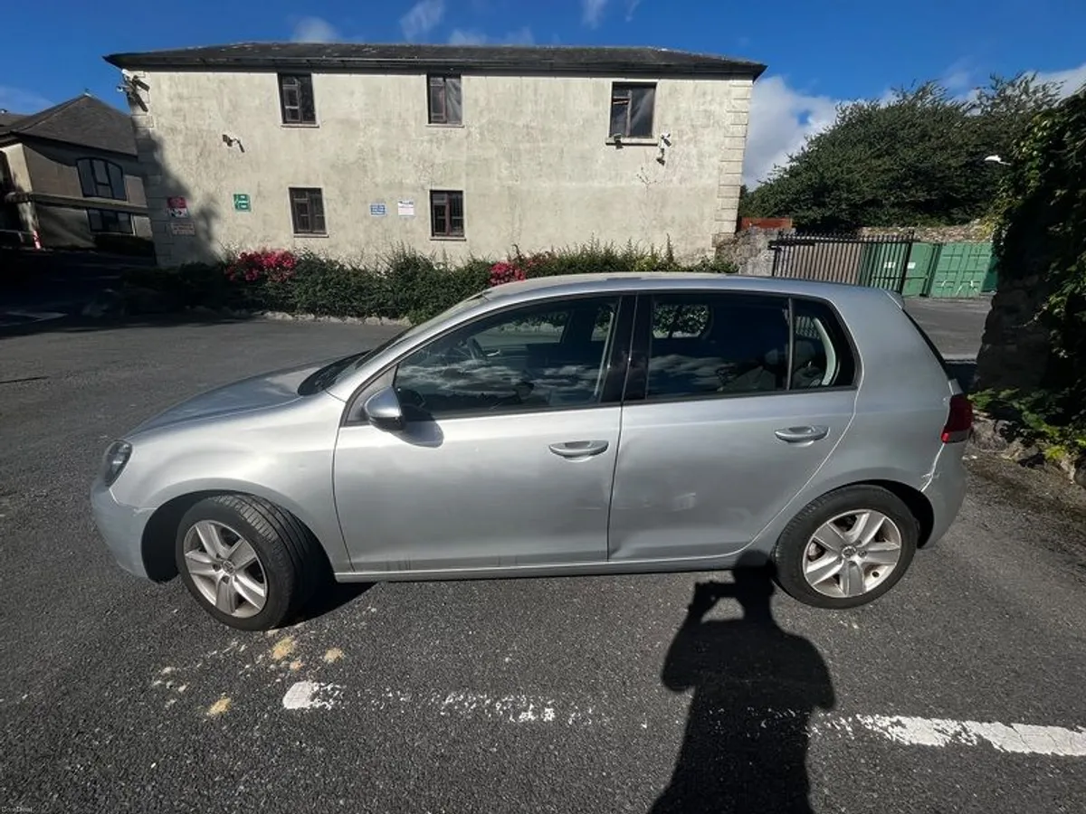 2010 Volkswagen Golf Diesel - Image 4