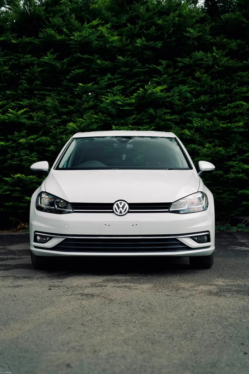 Volkswagen Golf Comfortline 2018 |Efficient Hatchb - Image 3