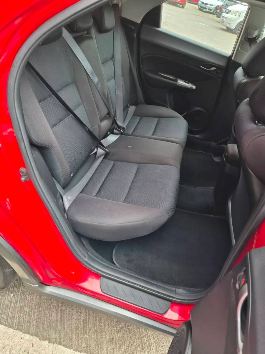 Honda Civic Diesel 2011 - Image 6