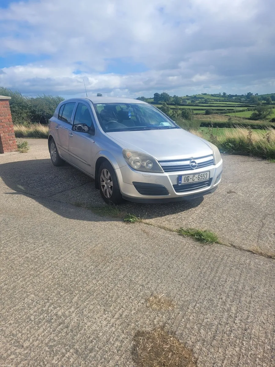 Opel Astra 2006 - Image 1