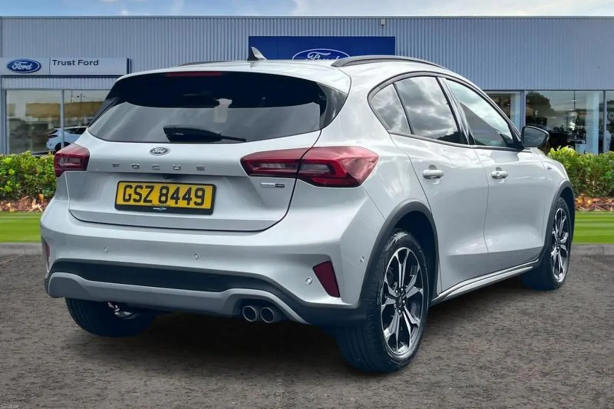 Ford Focus 1.0 EcoBoost Hybrid mHEV Active X 5dr A - Image 4