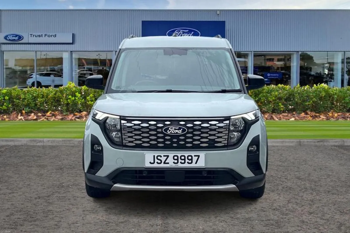 Ford Other 43kWh Active MPV 5dr Electric Auto (136 - Image 6