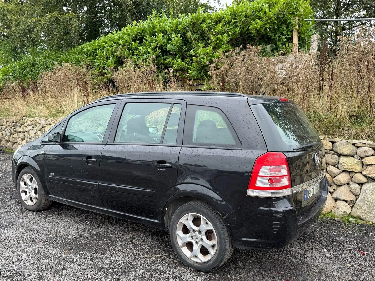 2009 Vauxhall Zafira 1.4petrol manual 7Seater - Image 3