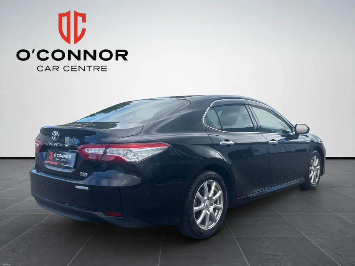 Toyota Camry Big on comfort, light on fuel — the C - Image 6