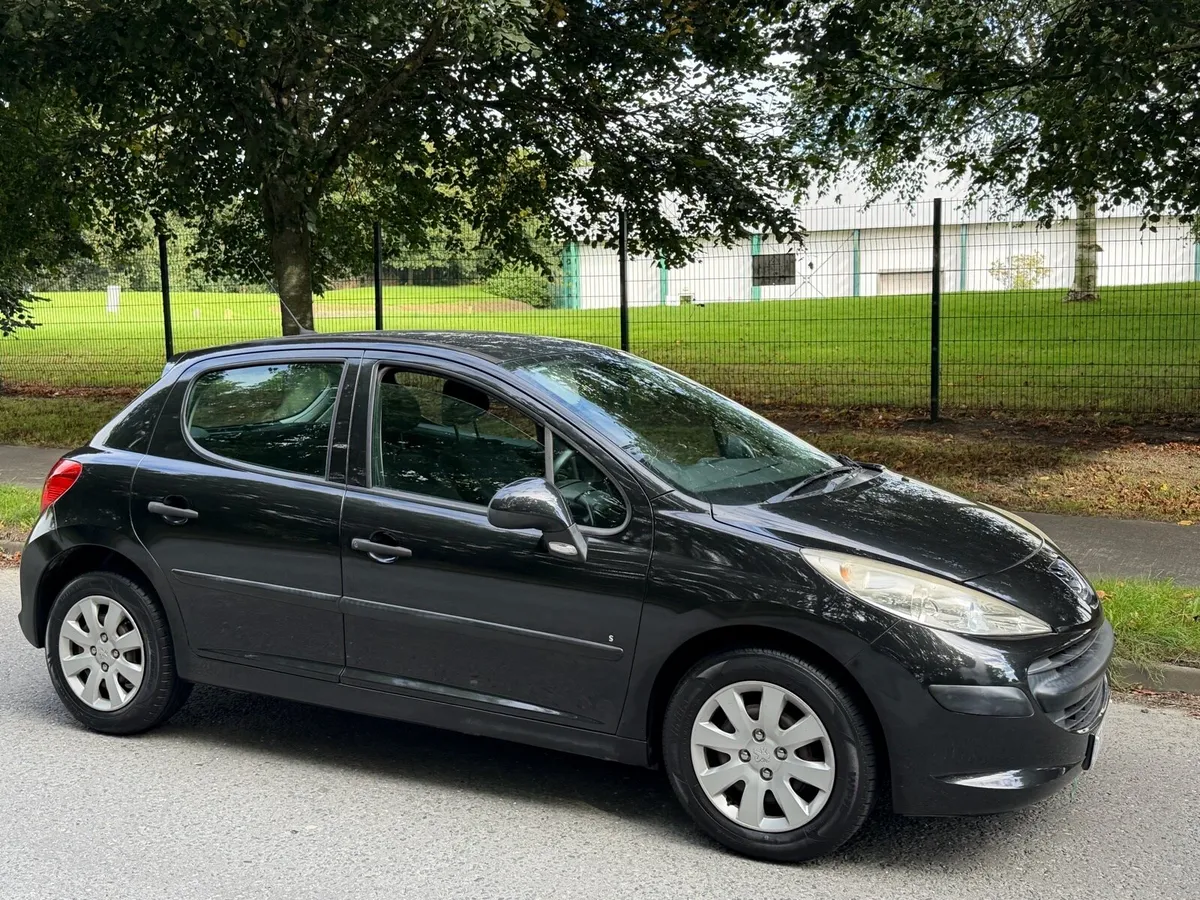 07 Peugot 207 1.4petrol Manual Nct 03/27 Tax 08/27 - Image 5