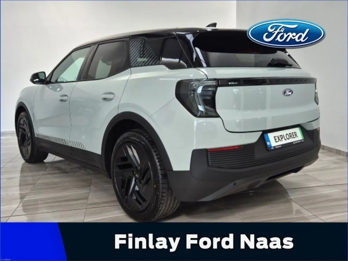 Ford Explorer Collection Extended Range - Image 3