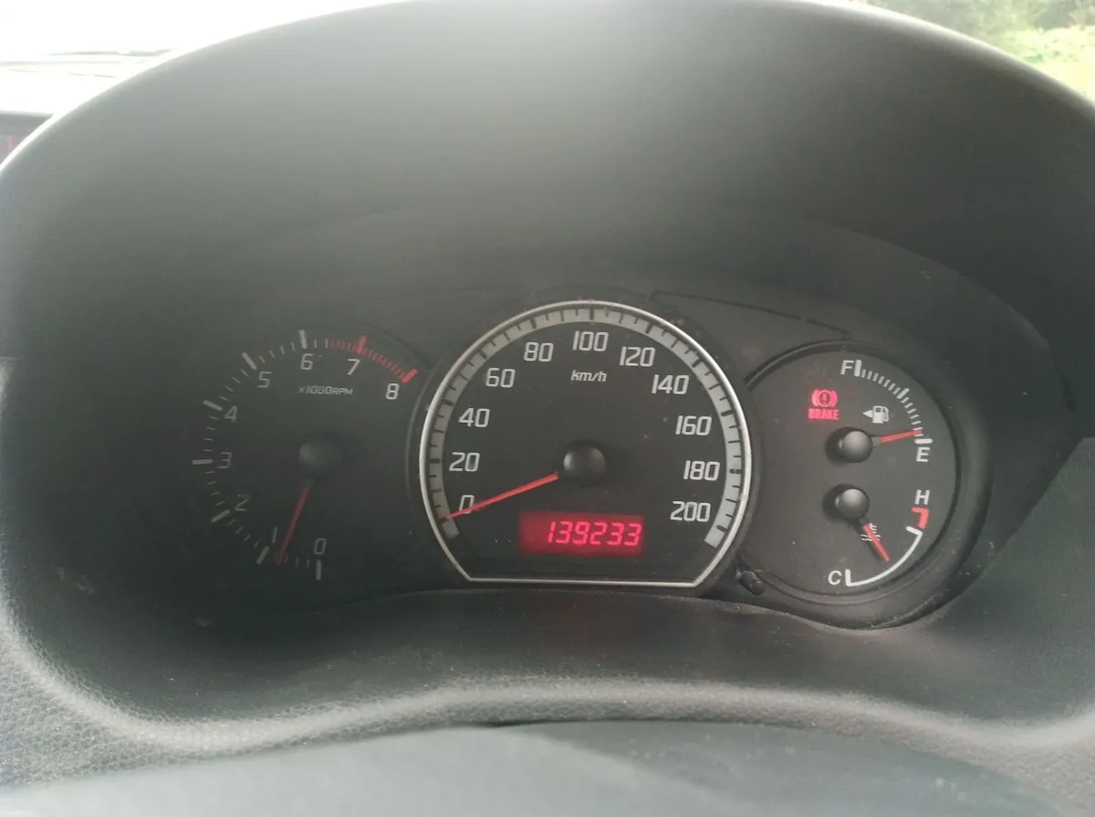 Suzuki Swift 2007 - Image 2