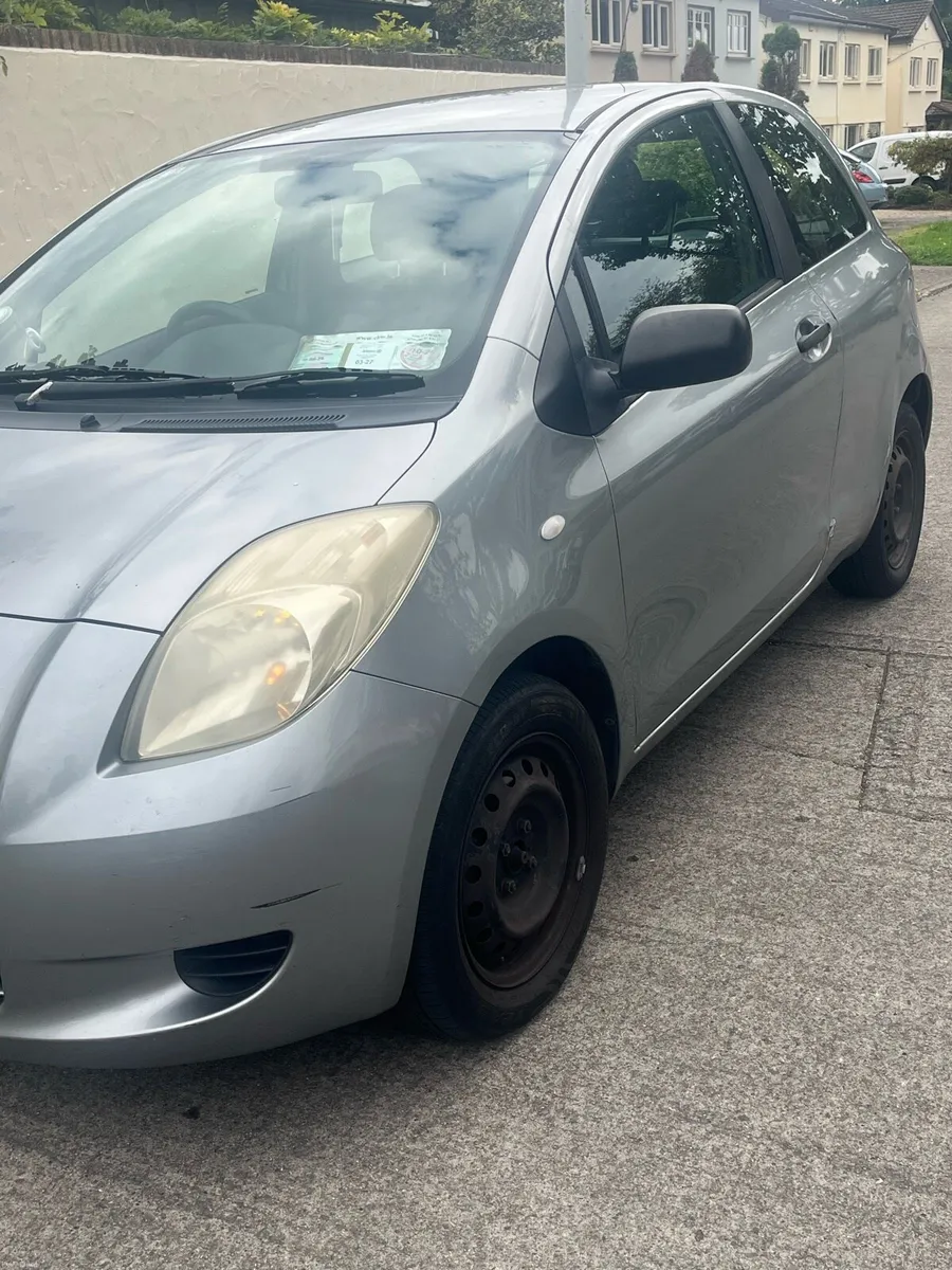 Yaris 2006 1.0 - Image 3