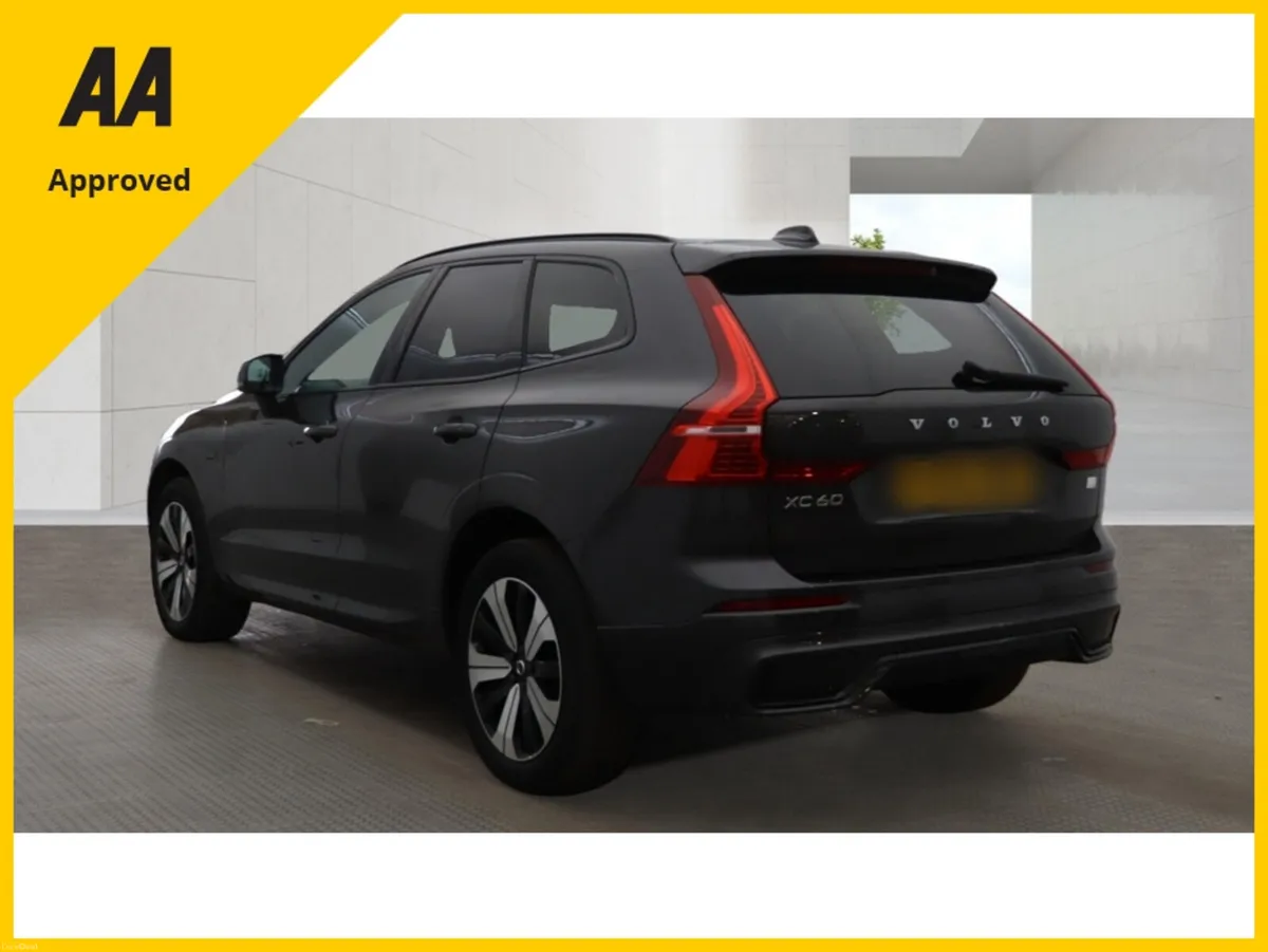 Volvo XC60 2024 T6 350bhp Dark Plus PHEV - Image 3