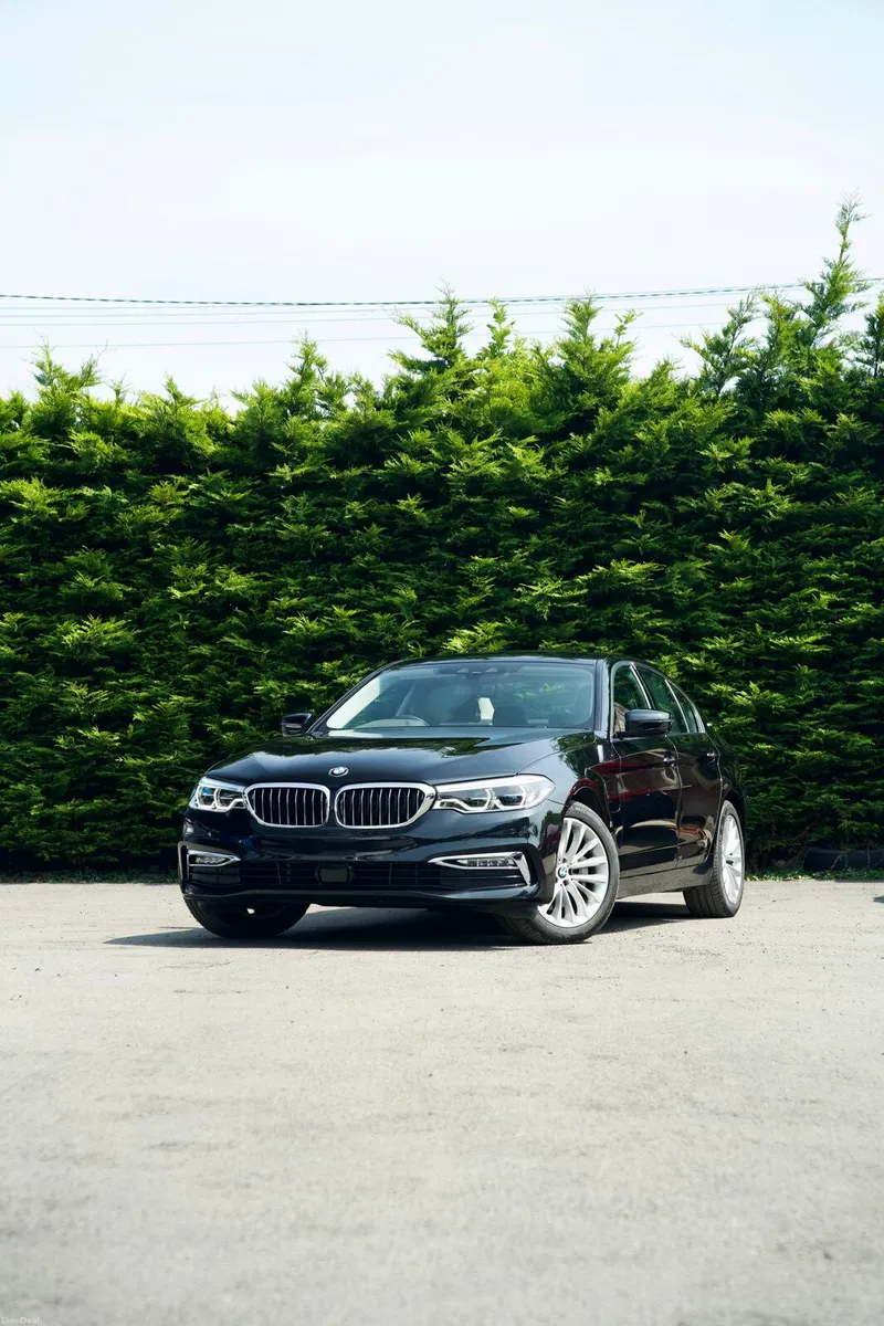 BMW 530E Luxury Line- Low Mileage - Image 1