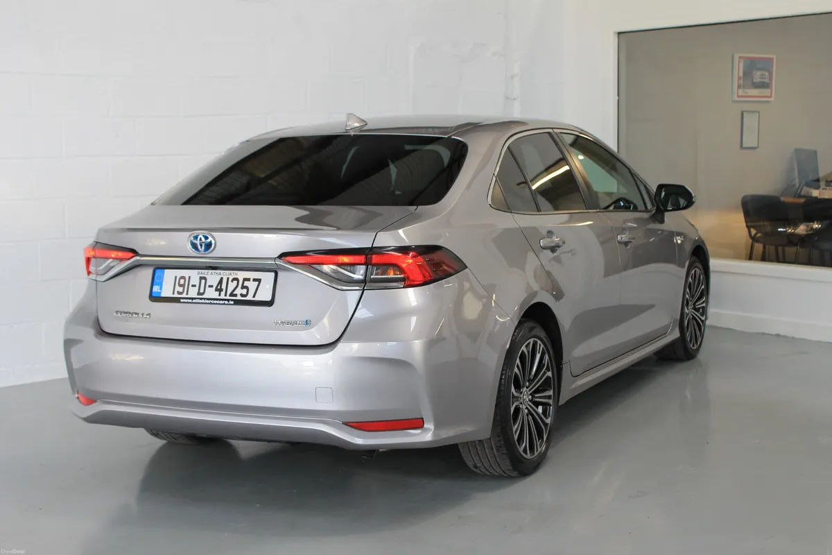 Toyota Corolla 2019 Hybrid Automatic Irish Car - Image 6