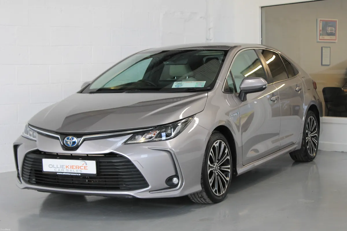 Toyota Corolla 2019 Hybrid Automatic Irish Car - Image 1