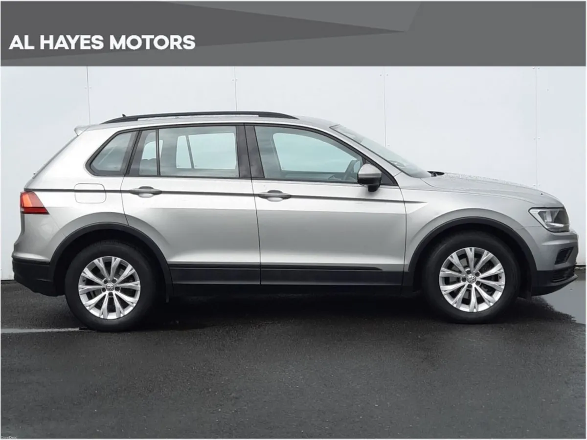 Volkswagen Tiguan 1.4 TSI 125HP Trendline - Image 6